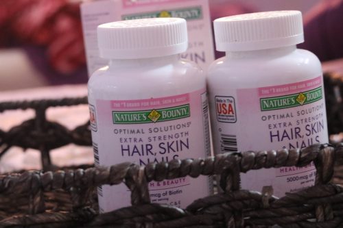 حبوب Hair Skin Nails - اجمل حبوب لعلاج الشعر بنتيجه فعاااله 13270 1