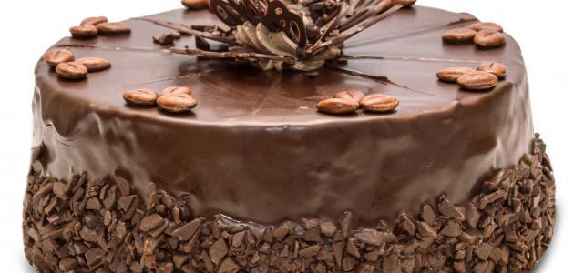 498 1 طريقة تزيين كيكة الشوكولاته , كيفية تزيين كعكة الشيكولاتة خويلة مي