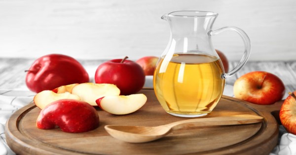 17033 فوائد شرب خل التفاح مع الماء قبل النوم ، شرب خل التفاح قبل النوم سيغير حياتك للابد Amerh